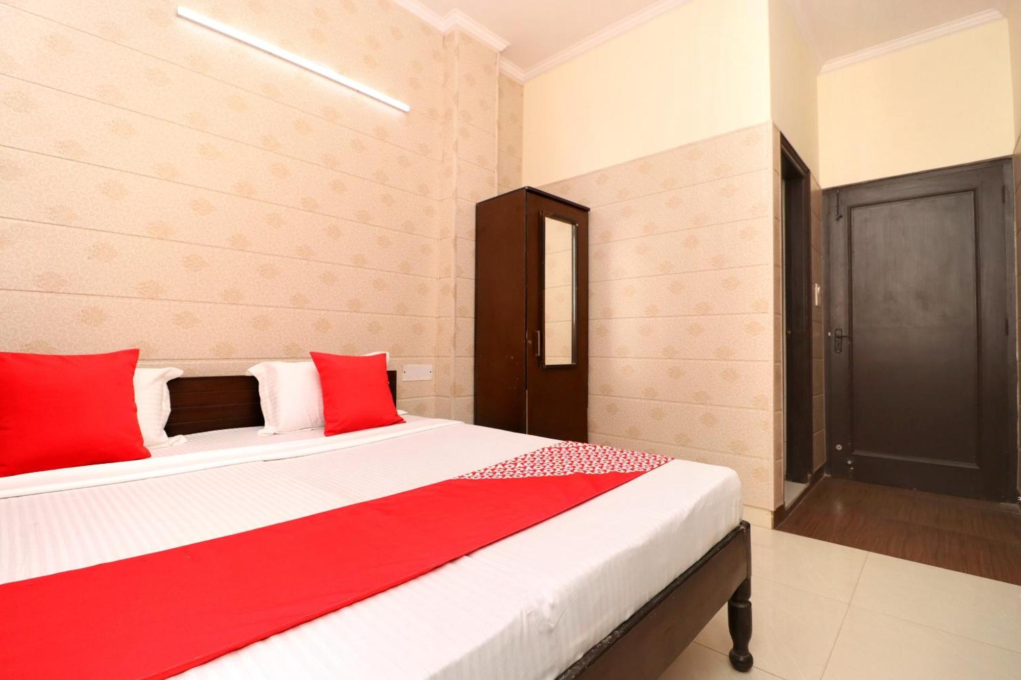 Hotel O Mall Residency Amritszár Kültér fotó